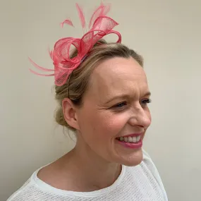 Max and Ellie AF5 Small Fascinator on Headband in Pinks