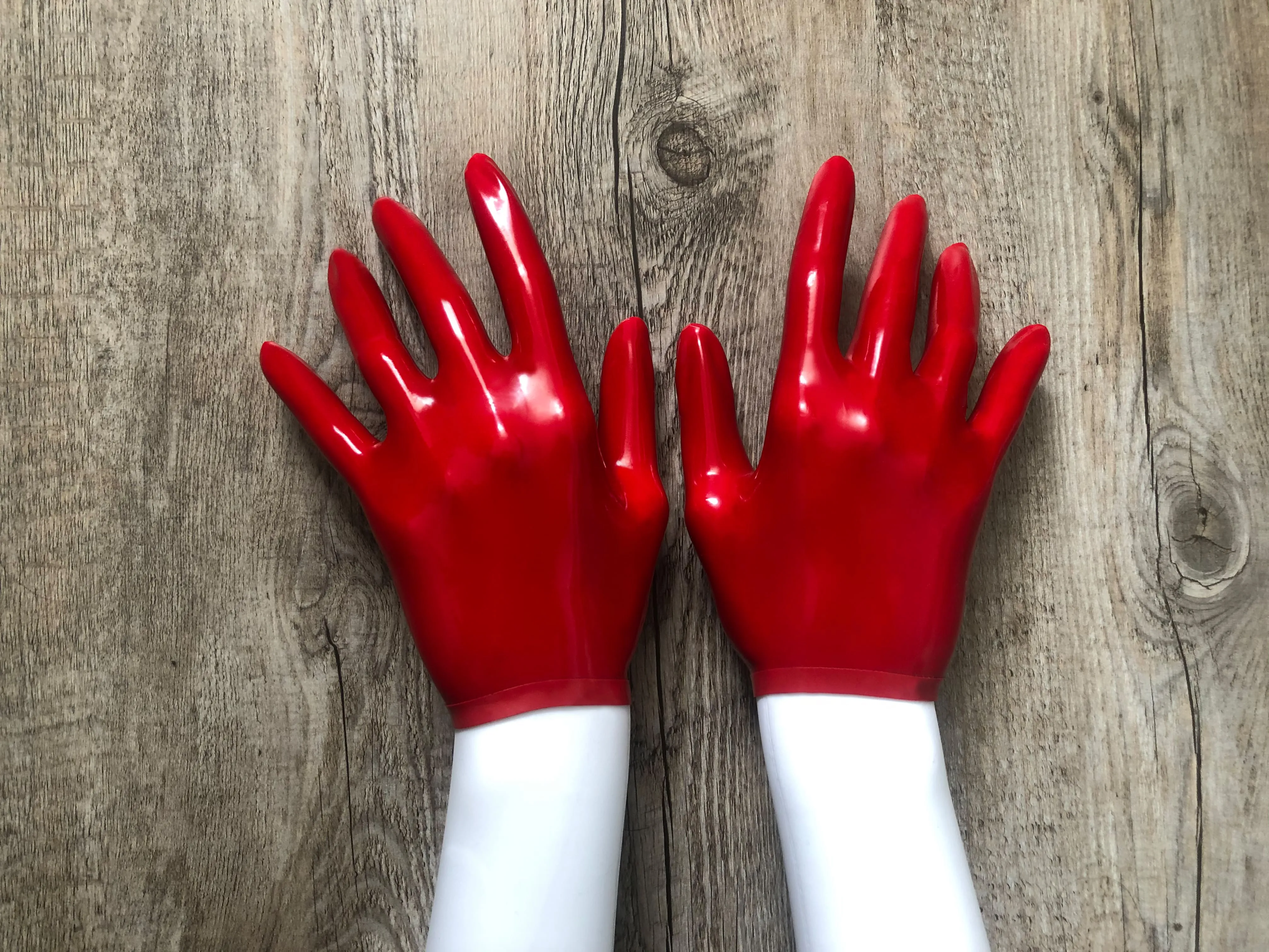 Strict Gloves - Red